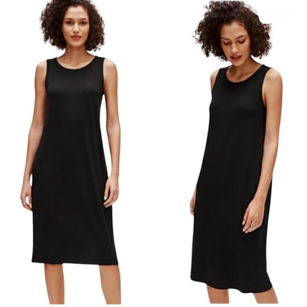 Eileen Fisher 100% Wool Italian Yarn Sleeveless Black Knit Dress Size Medium